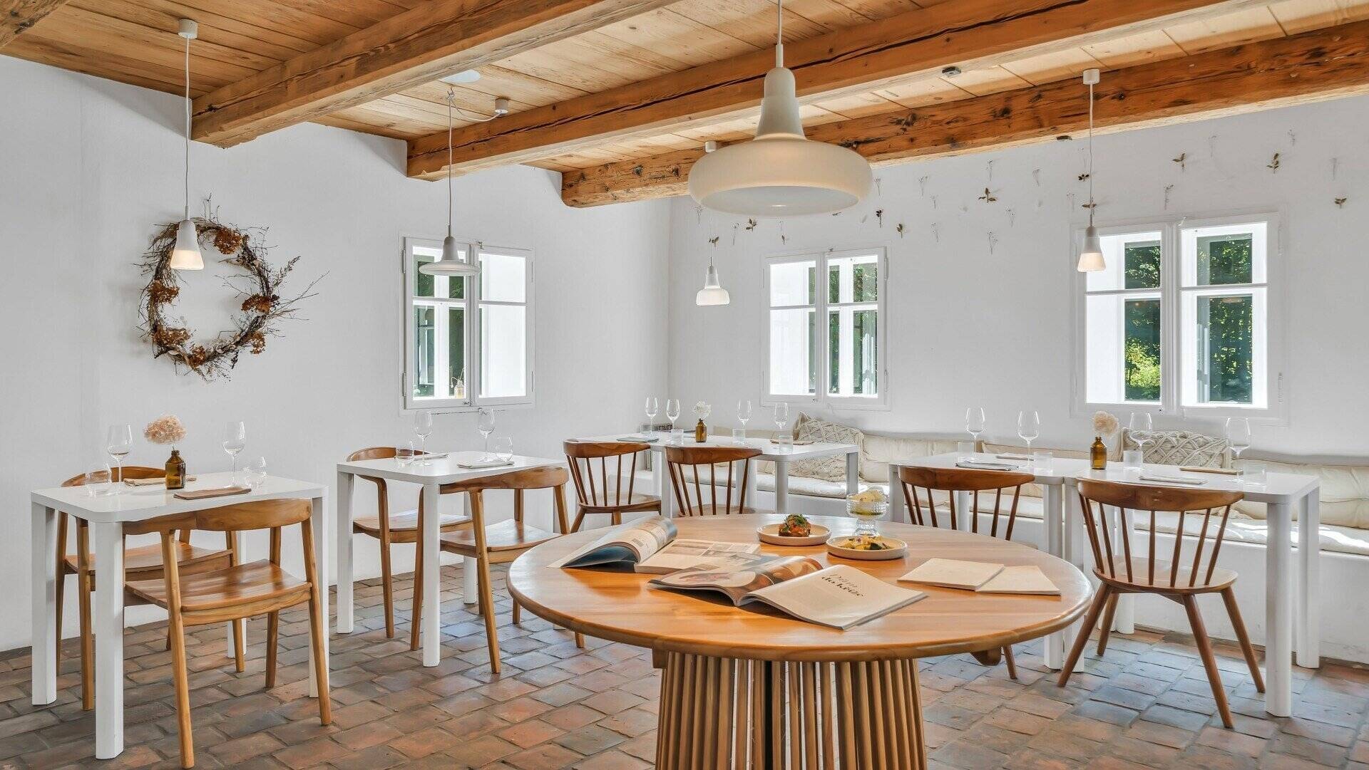 Bezová restaurace